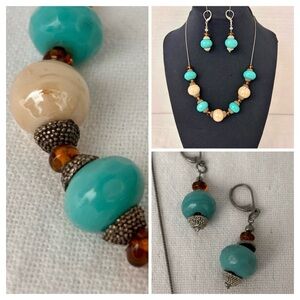 Elegant Quartz Turquoise and Cream Colour Beaded Necklace and Earring Set